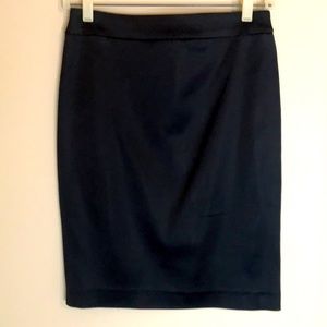 Tadashi Shoji black satiny straight skirt